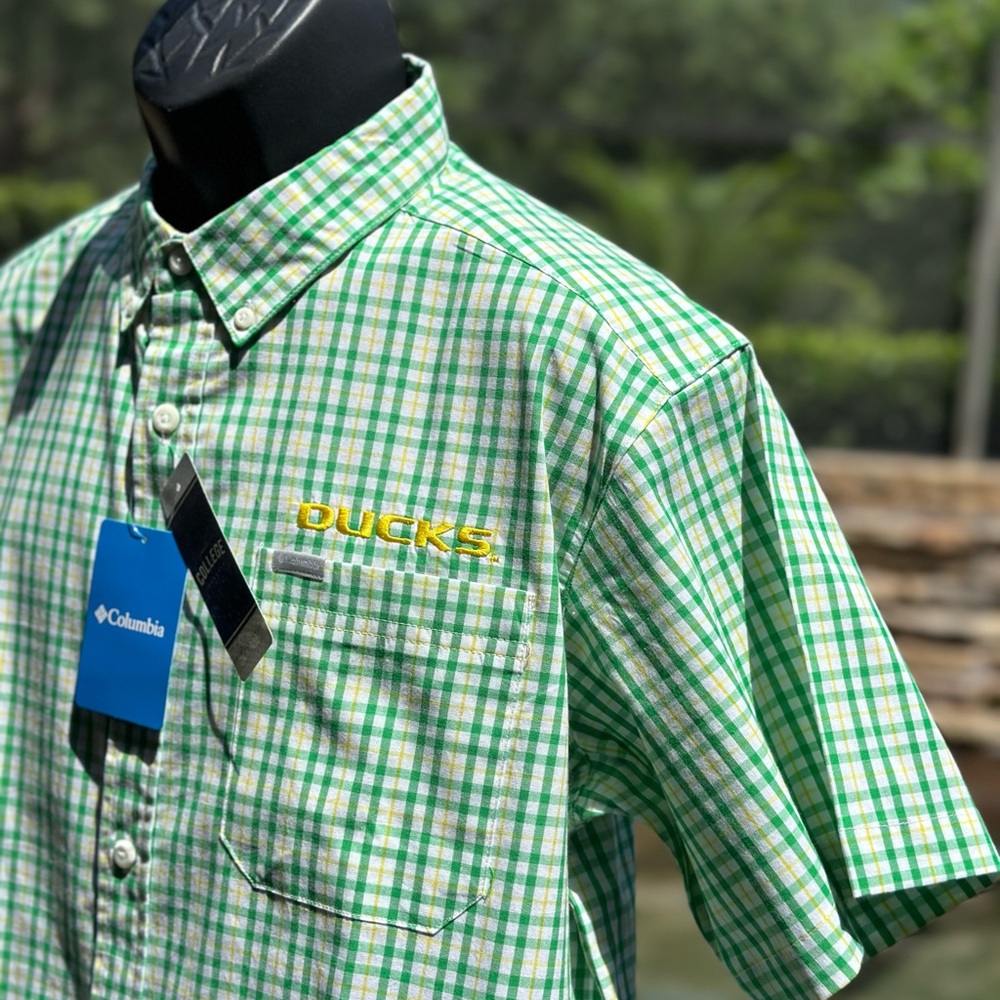 COLUMBIA OREGON DUCKS BUTTON DOWN SHIRT - Picture 2 of 5